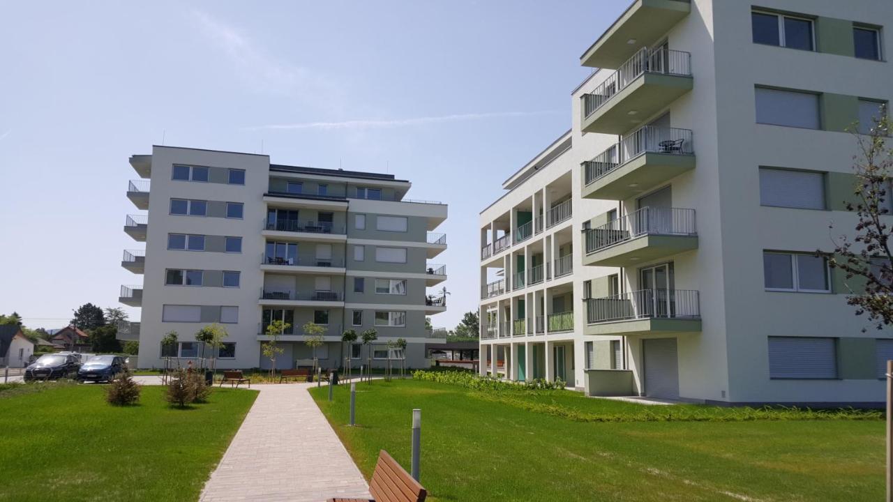Lelle Resort B20 Balatonlelle Eksteriør bilde