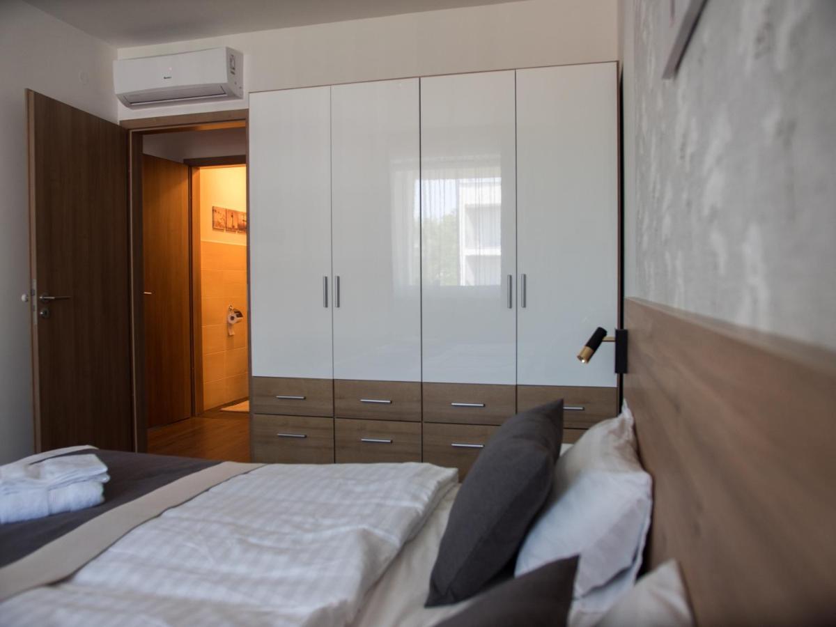 Lelle Resort B20 Balatonlelle Eksteriør bilde